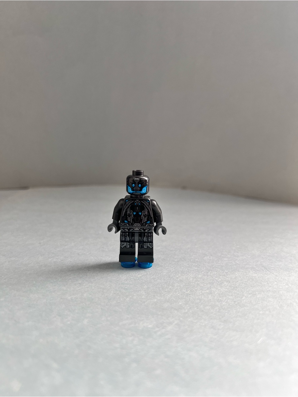LEGO Marvel Super Heroes Ultron Sentry Minifigure